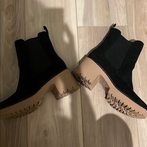 Universal Thread Black and Tan Heeled Boots